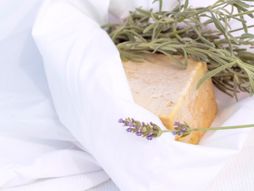 sapun, sapun od lavande, posteljina, krevet