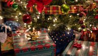 Nema štednje za Božić: U proseku daju 300 evra za poklone, najviše "idu" igračke, odeća, kozmetika
