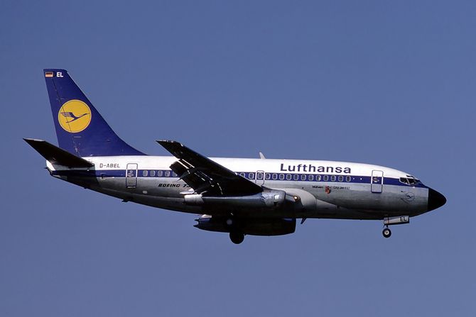 lufhtansa 737 historic