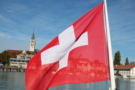 Švajcarska zastava