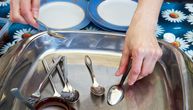 Za escajg kao nov: Očistite pribor za jelo uz nekoliko sastojaka iz kuhinje