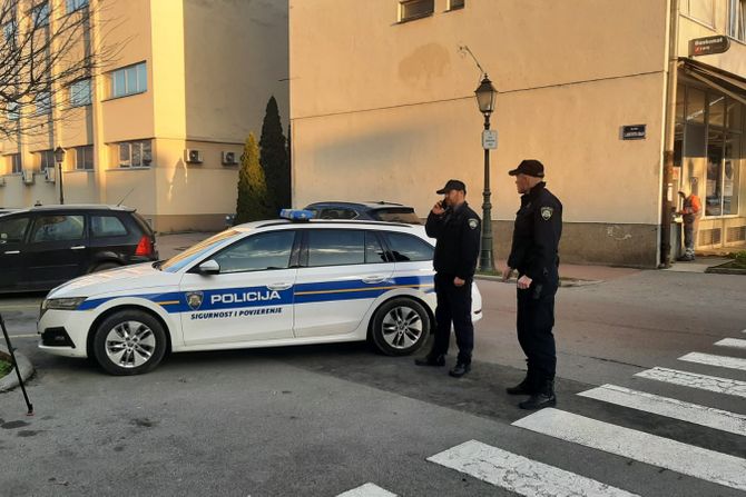 Pravoslavna crkva išarana ustaškim i nacističkim simbolima