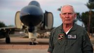 Umro legendarni pilot Bob Pardo: Zauvek odleteo čovek koji je avionom gurao avion