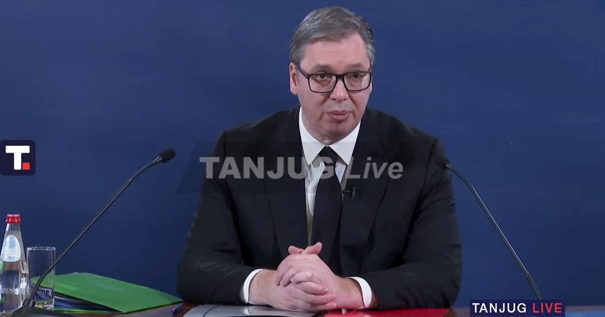 Predsednik Aleksandar Vučić se obraća građanima Srbije