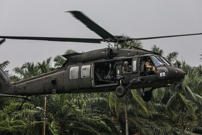 Helikopter Crni Jastreb UH 60M Black Hawk
