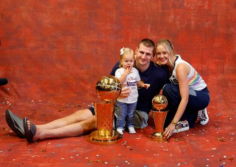 Nikola, Natalija Jokić