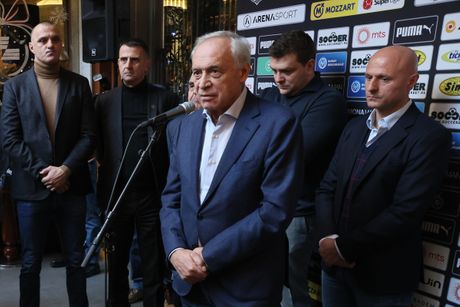 Milorad Vučelić Milorad Vučelić