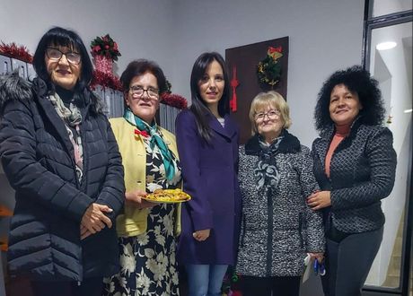 Topola, paketić za najmađeg stanara Topola, paketić za najmađeg stanara
