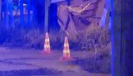 Motorista (19) izlomljen, lekari mu se bore za život! Užas kod Barajeva, svi prevezeni u Urgentni