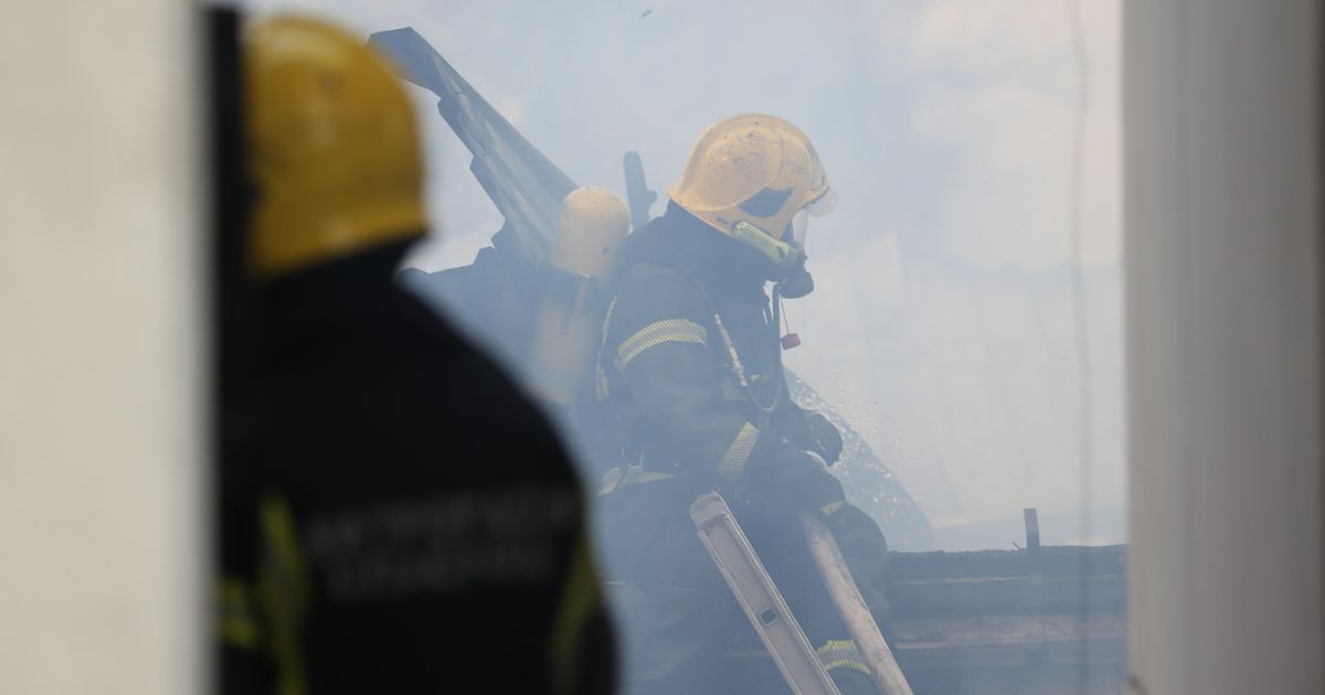 Detalji Požara U Bezdanu: Pacijenti Evakuisani, Vatra Buknula U Sali Za ...