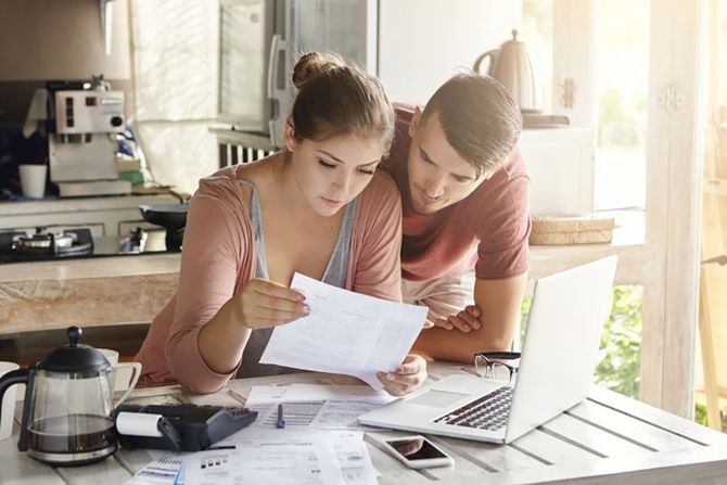 Mušakarac i žena, finansije Mušakarac i žena, finansije