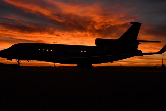 Avion Dassault Falcon 02