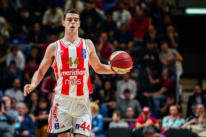 Nikola Topić Nikola Topić