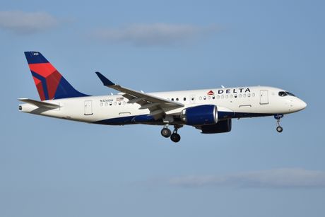Delta airlines A220