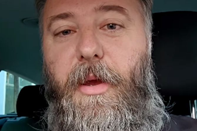 Predrag Popovic, otac, sveštenik Predrag Popovic, otac, sveštenik