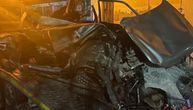 Prva fotografija nesreće kod Sombora u kojoj je poginuo tinejdžer: Automobil smrskan do neprepoznatljivosti