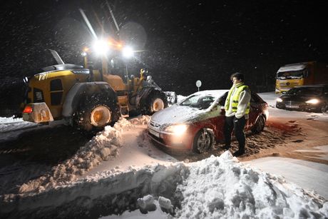 Švedska vozila sneg hladnoća