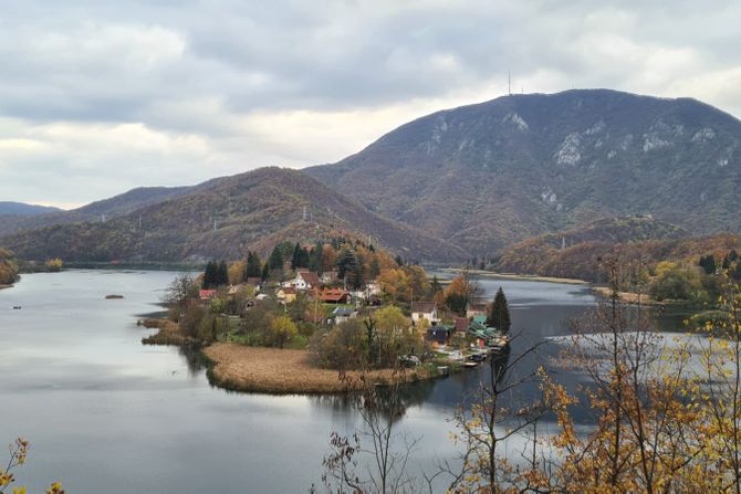 poluostrvo Pejice srpski Bled