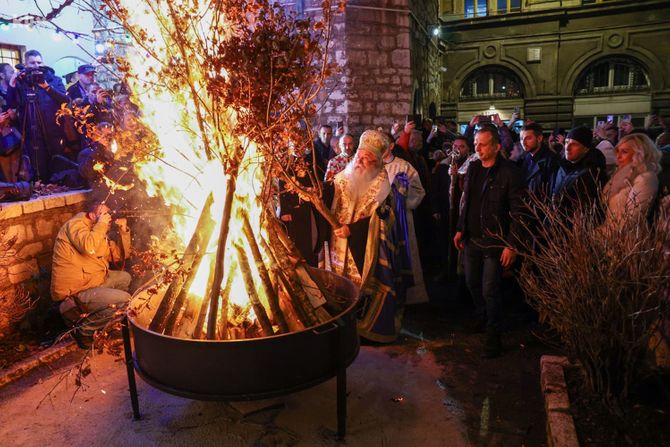 Paljenje badnjaka u Sarajevu