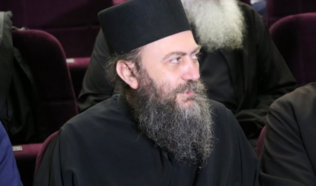 Čačanin koji VODI HILANDAR: Studirao ETF i bio opasan košarkaš, a onda ga je ovo zauvek promenilo