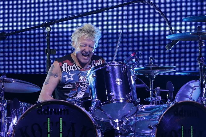 James Kottak, Džejms Kottak, bubnja Scorpions