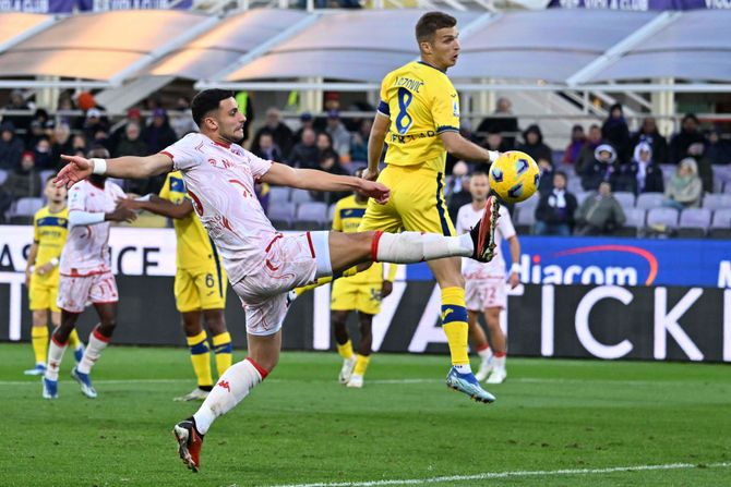 Rolando Mandragora i Darko Lazović, FK Fiorentina - FK Verona