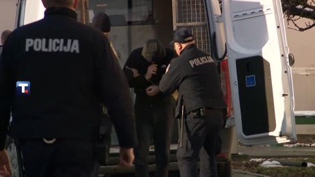 Hapšenje napadača na maloletnike u centru Vukovara