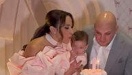 Gala slavlje za 1. rođendan unuke Šabana Šaulića! Za malu Manju roditelji priredili roze čaroliju