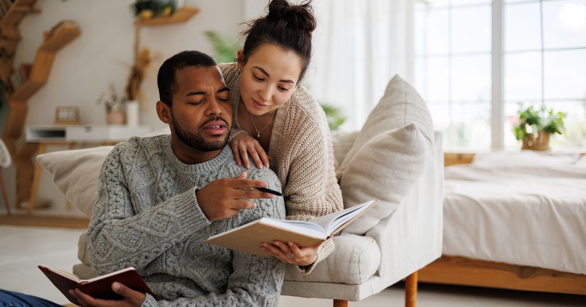 Kako jezičke barijere u vezi mogu postati izvor napetosti, ali i prilika za dublju povezanost partnera