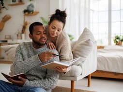 par, različita nacionalnost, ljubavni par, emotivna veza