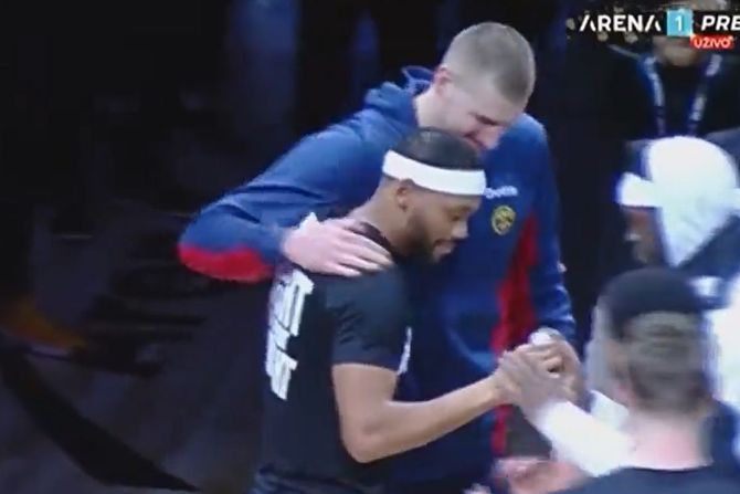 Nikola Jokić i Brus Braun