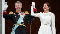 Danska ima novu kraljicu: Meri sa balkona mahala u beloj haljini