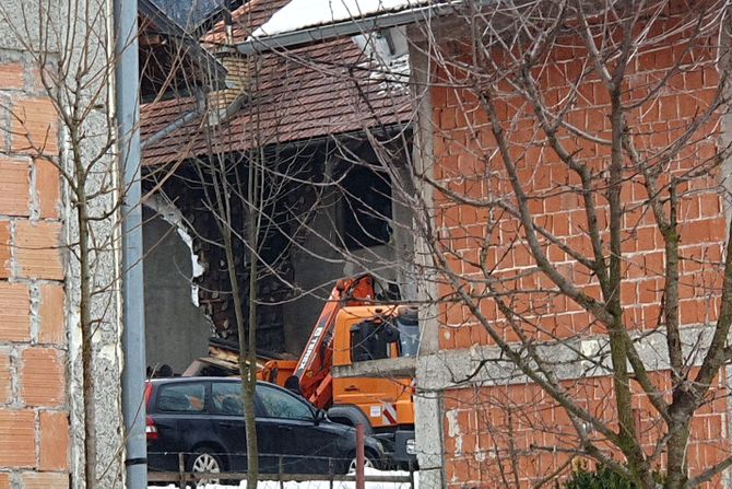 kuća požar u Palama