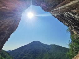 Ovčarsko-kablarska klisura, Dražina pećina