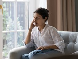 umorna žena perimenopauza