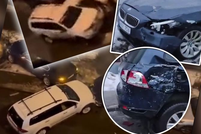 Rusija parking Micubiši sudar razlupani automobili