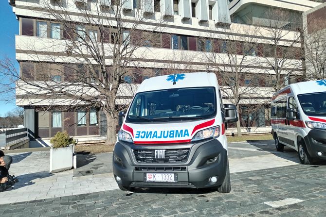 Saniteti VMA hitna pomoc ambulanta