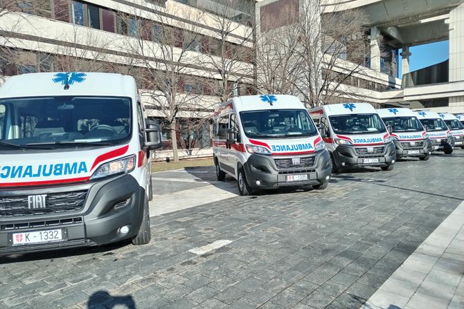 Saniteti VMA hitna pomoc ambulanta