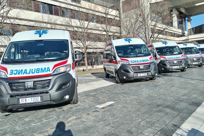 Saniteti VMA hitna pomoc ambulanta