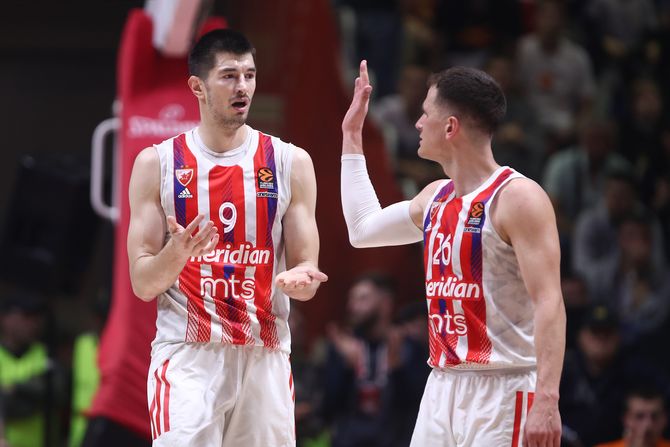 KK Crvena zvezda, Luka Mitrović i Nemanja Nedović