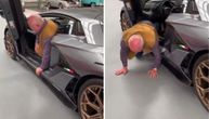 Penzioner probao Lamborghini, prijatelji plakali od smeha, snimili ga kako izlazi iz auta četvoronoške