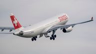 Pobesneli putnik vikao i pokušavao na silu da uđe u pilotsku kabinu: Airbus A330 hitno vraćen u Nju Džersi