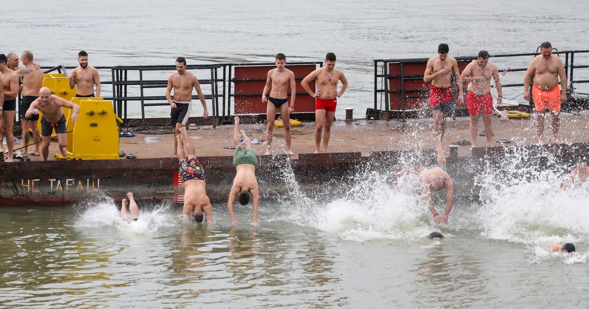 Najhrabriji, da li ste spremi za plivanje u ledenom Dunavu? Zemun objavio poziv plivačima i termin za prijave