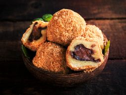 Knedle sa čokoladom, Čokoladne knedle