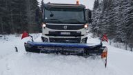 Neverovatni prizori sa Golije: Snega ima za izvoz, putari 24 sata na terenu