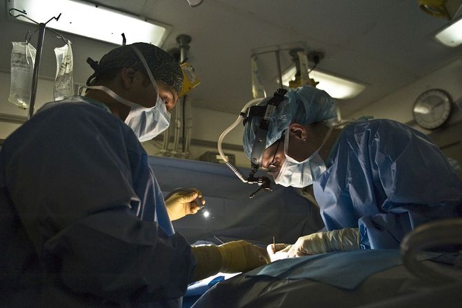 Operacija, lekari Operacija, lekari