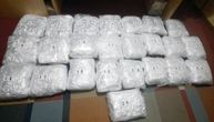 Beograđanin uhapšen sa 24 "cigle" droge: Spakovao je u gepek, "pao" u Prokuplju