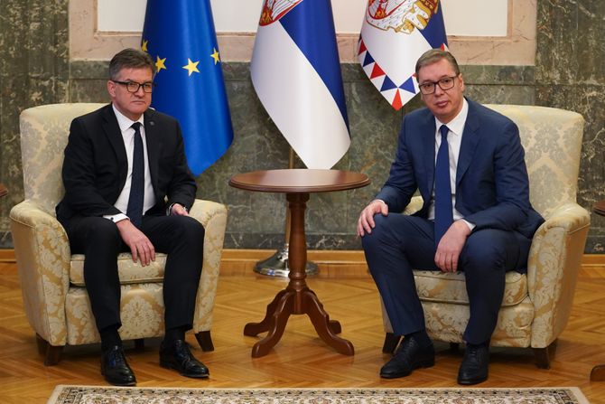 aleksandar vučić, miroslav lajčak