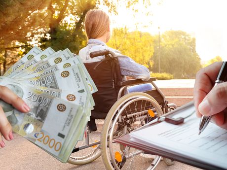 Deca sa invaliditetom, novac, papiri, novčana pomoć