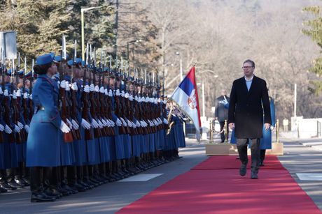 Aleksandar Vučić, Topčider, Vojska Aleksandar Vučić, Topčider, Vojska